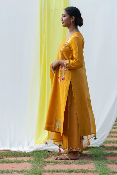 Parineeta - Yellow Suit Set