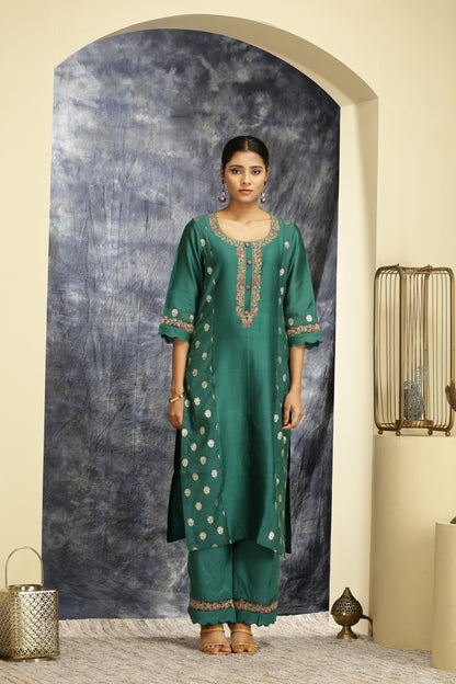 Meenakshi - Green Suit Set