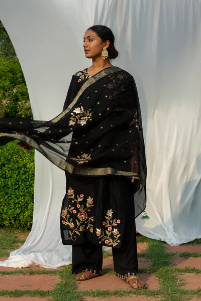 Rajkumari - Black Suit Set